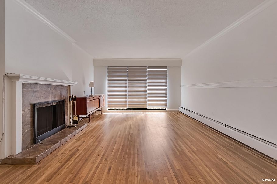 111 235 E 13th Street North Vancouver, BC - 7