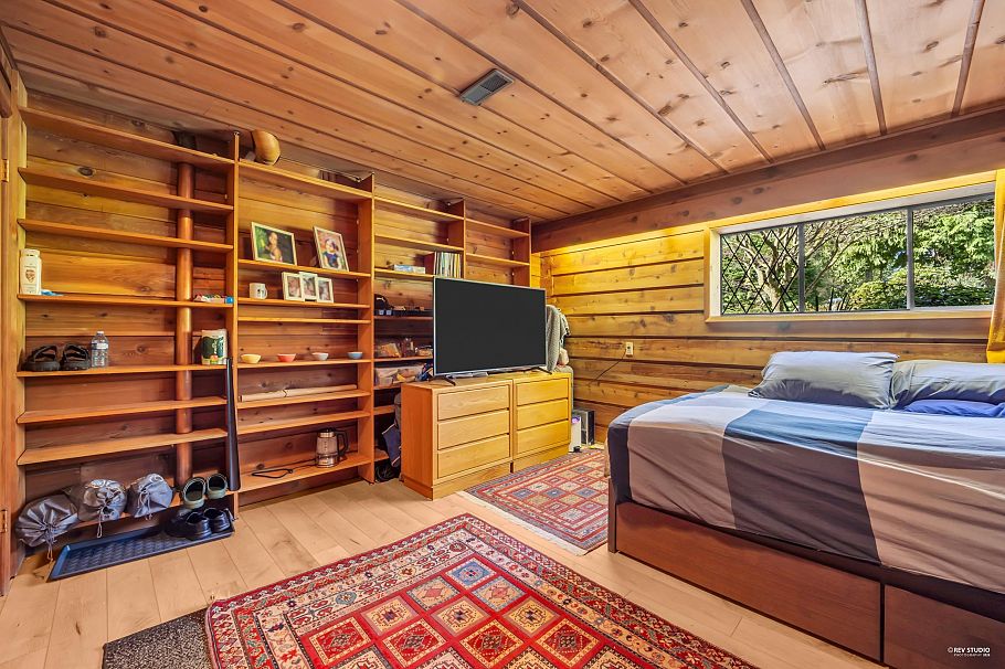 4578 Capilano Road North Vancouver, BC - 12
