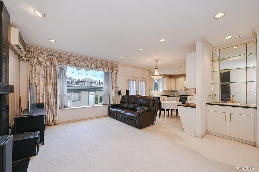 2893 W 20th Avenue Vancouver, BC - 17