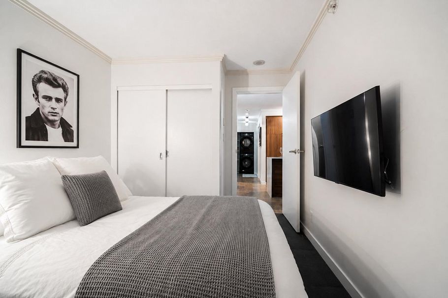1208 111 W Georgia Street Vancouver, BC - 23