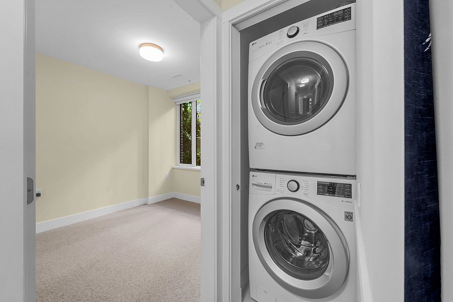 7637 Yukon Street Vancouver, BC - 27