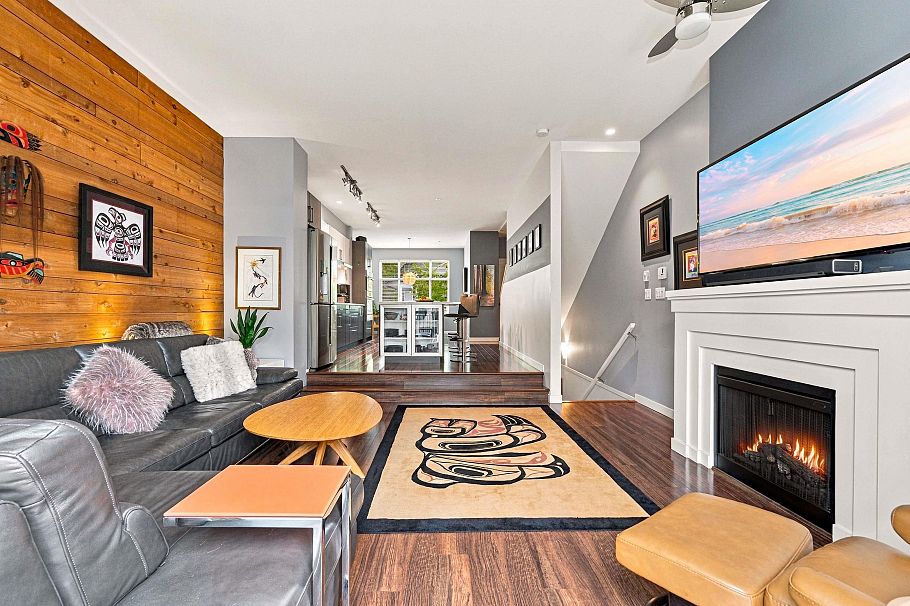 709 Premier Street North Vancouver, BC - 7