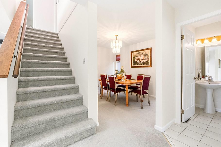 865 Ruckle Court North Vancouver, BC - 23