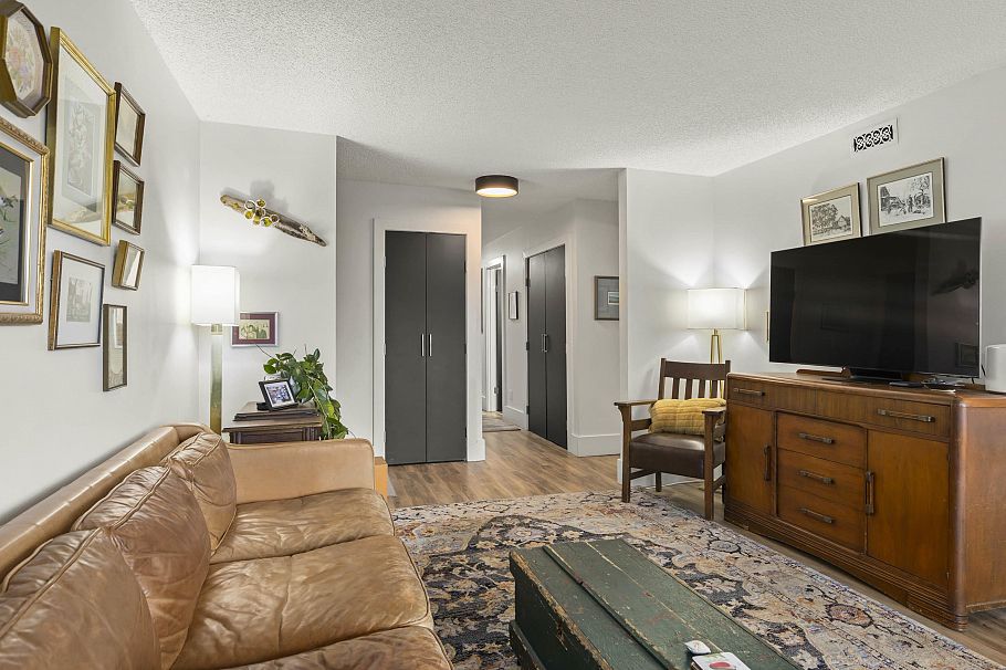 1185 Lillooet Road North Vancouver, BC - 7