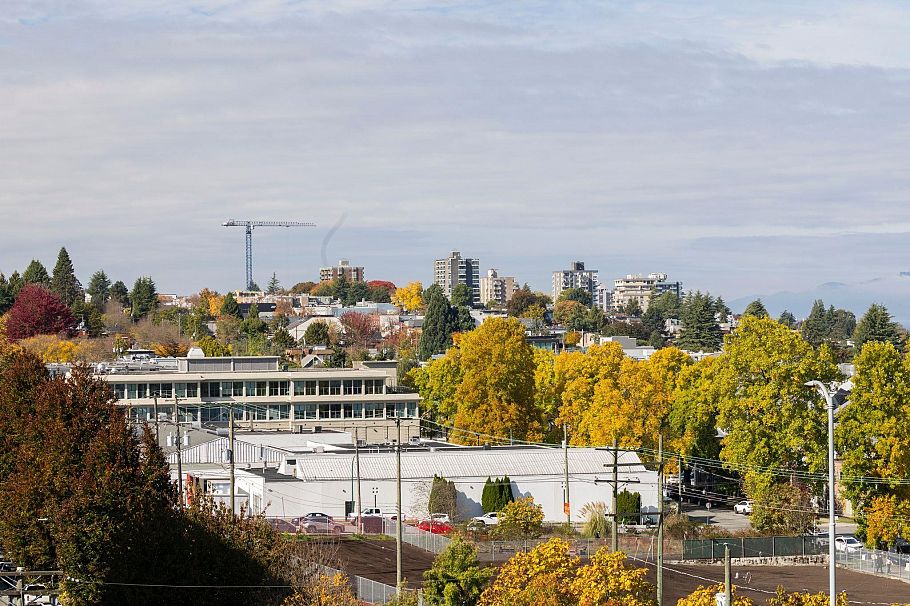 702 1530 W 6th Avenue Vancouver, BC - 13