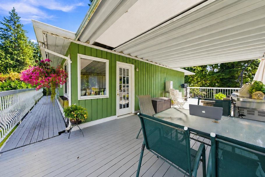 1033 Clements Avenue North Vancouver, BC - 14