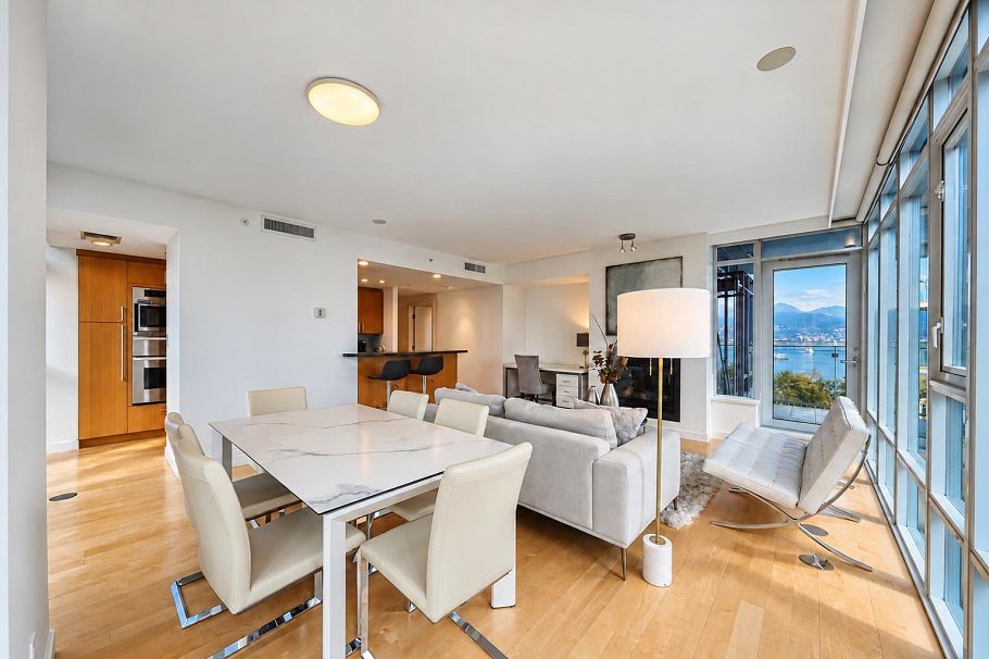 803 1281 W Cordova Street Vancouver, BC - 5