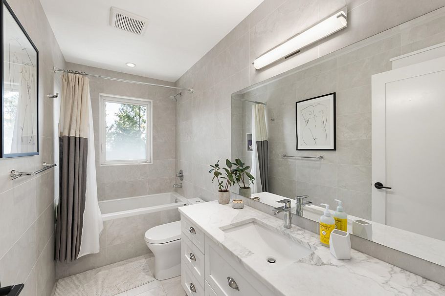 540 Brand Street North Vancouver, BC - 29