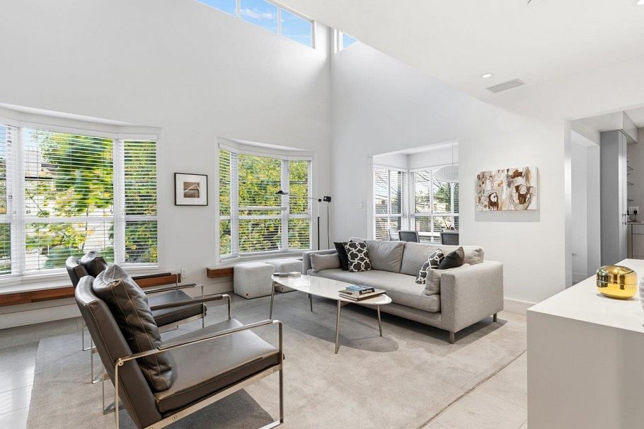 1 2450 Alma Street Vancouver, BC - 2