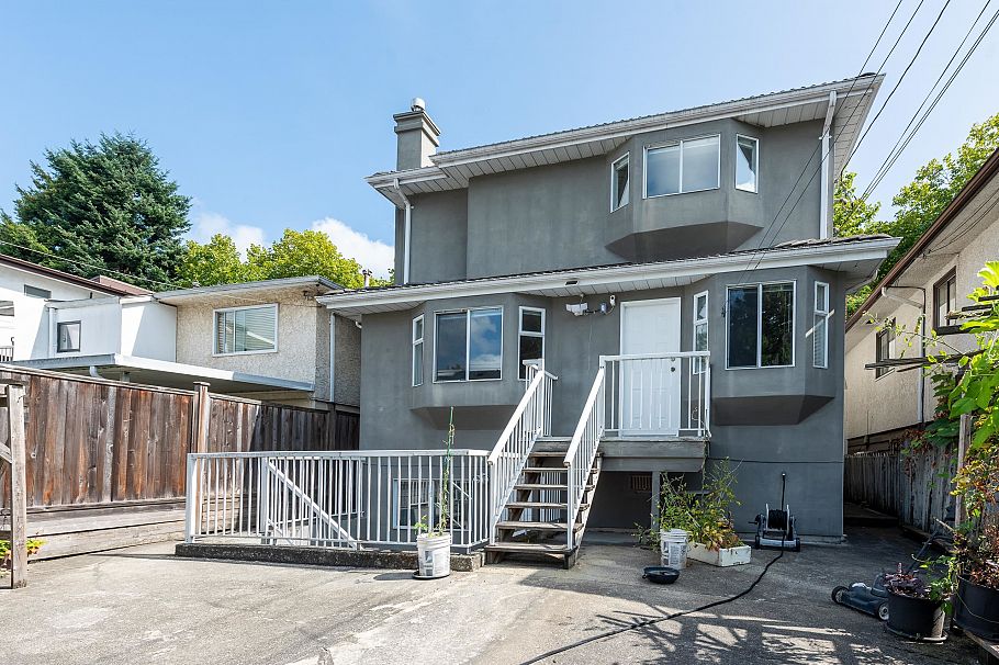 6775 Culloden Street Vancouver, BC - 13