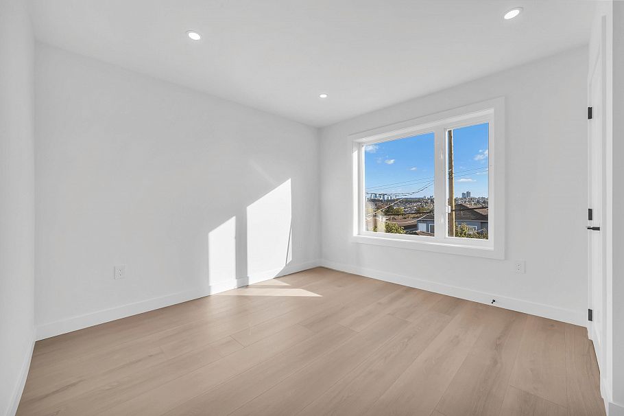 3036 E 5th Avenue Vancouver, BC - 15