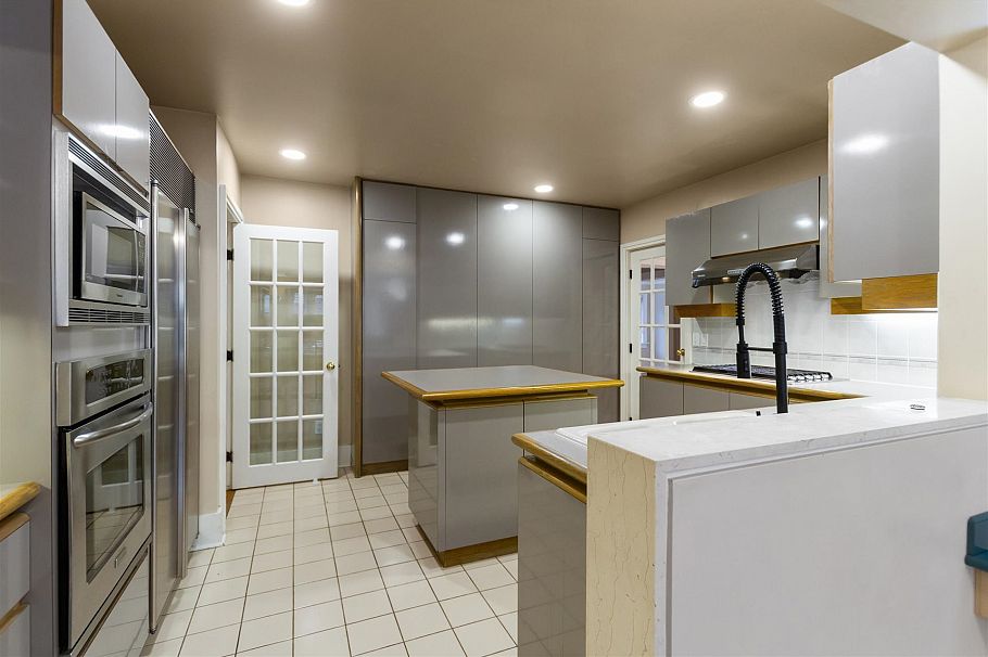 5861 Adera Street Vancouver, BC - 15