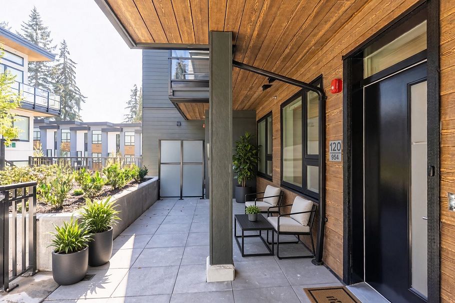 120 954 Lytton Street North Vancouver, BC - 25