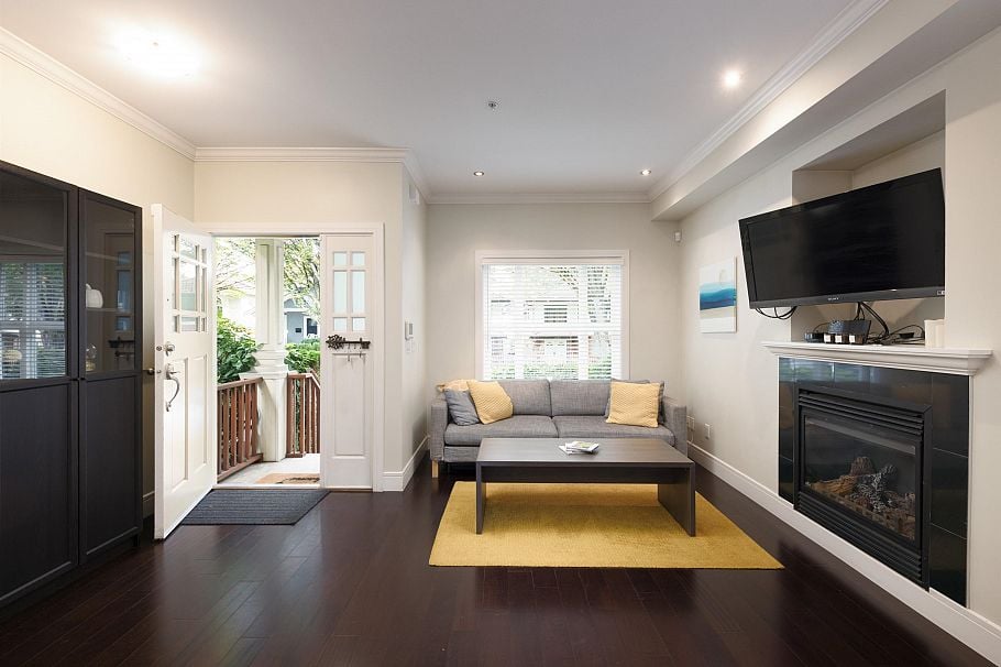 1288 E 24th Avenue Vancouver, BC - 5
