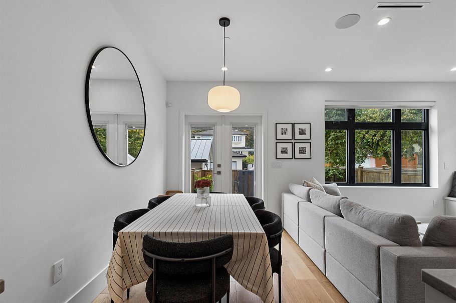 1014 E 16th Avenue Vancouver, BC - 14