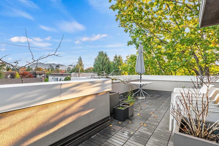 1 2450 Alma Street Vancouver, BC - 21