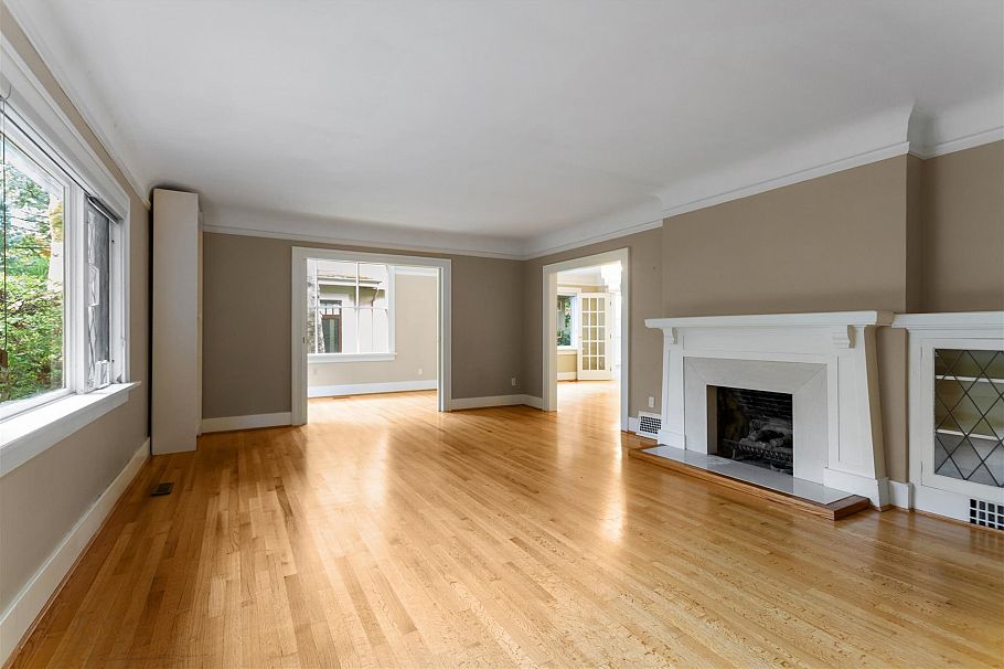 5861 Adera Street Vancouver, BC - 4
