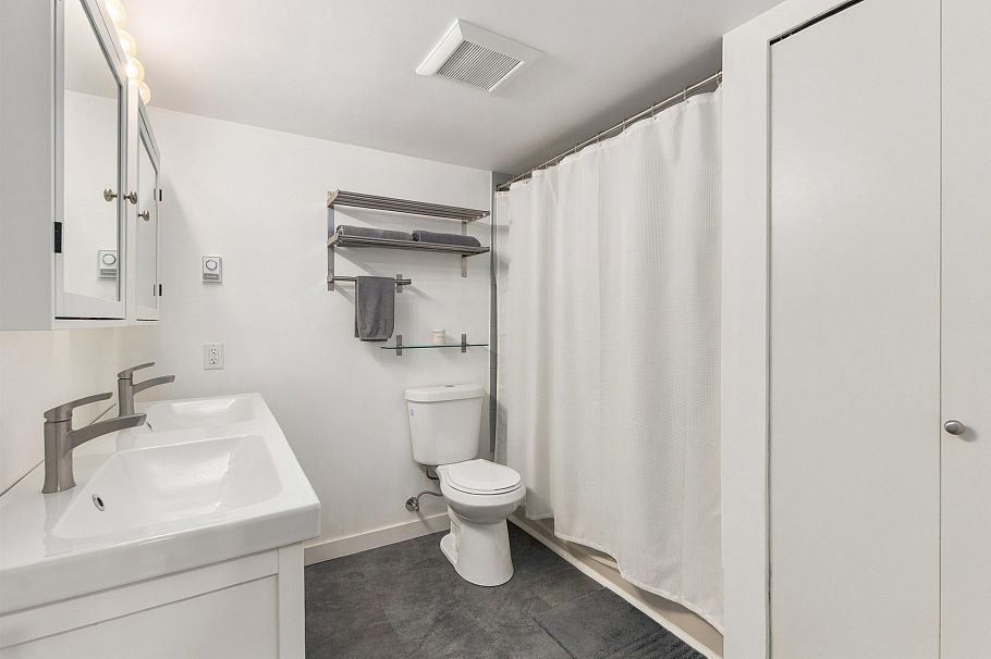 5 1101 W 8th Avenue Vancouver, BC - 17