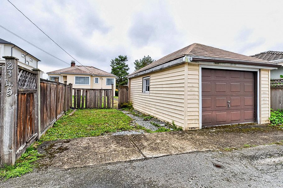 2345 W 18th Avenue Vancouver, BC - 38