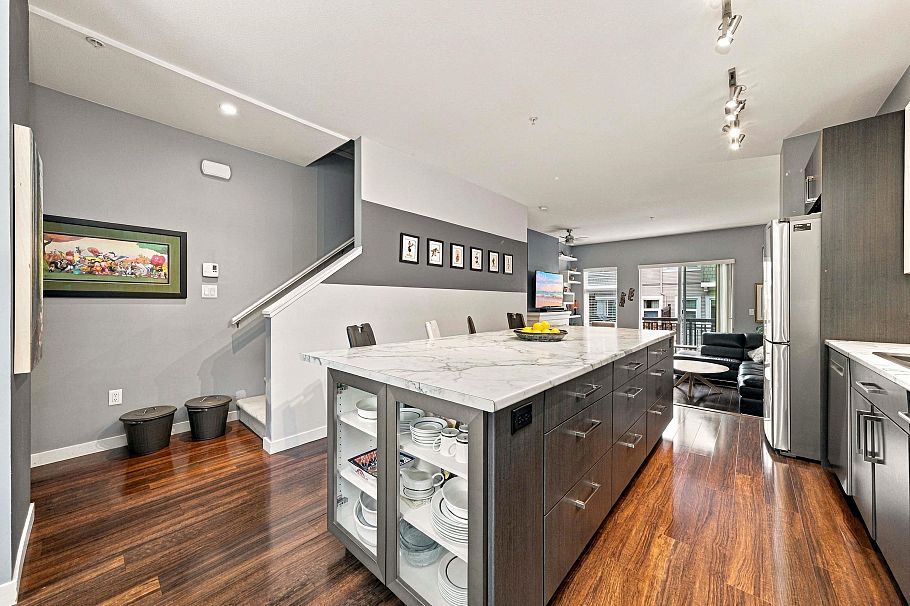 709 Premier Street North Vancouver, BC - 14