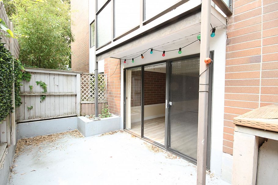 108 1535 Nelson Street Vancouver, BC - 17