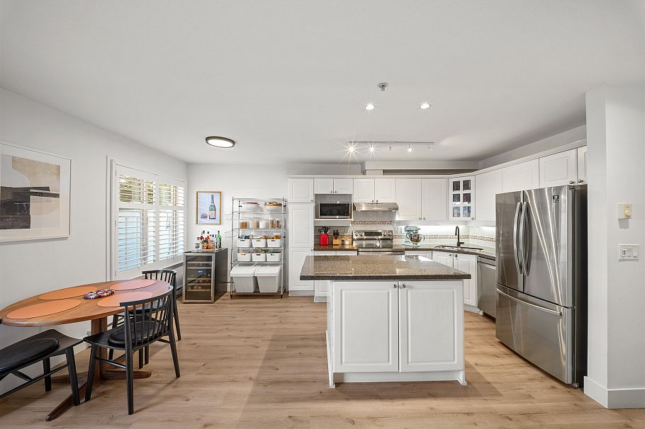 18 222 E 5th Street North Vancouver, BC - 14