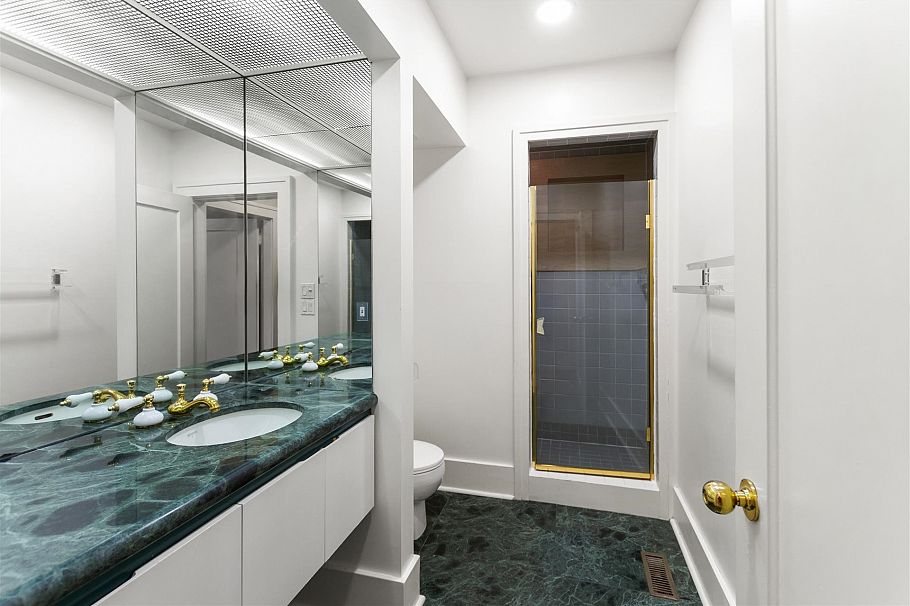 5861 Adera Street Vancouver, BC - 19