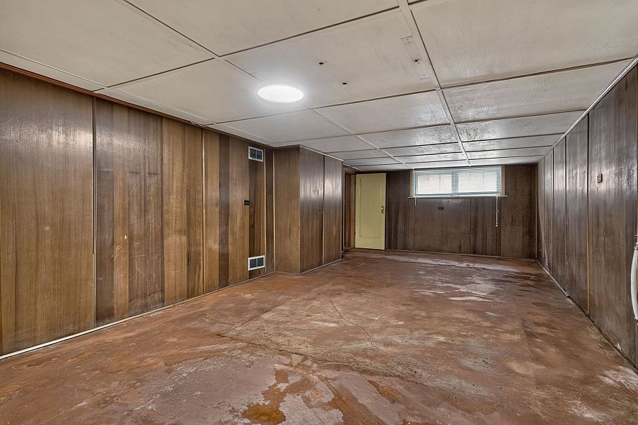 2345 W 18th Avenue Vancouver, BC - 25