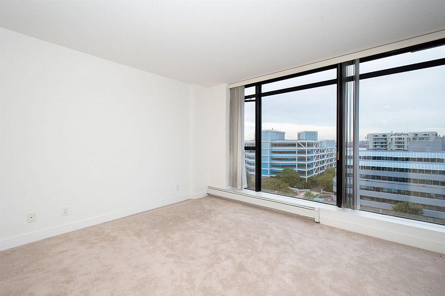 712 175 W 1st Street North Vancouver, BC - 18
