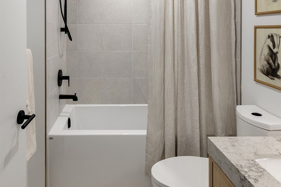 154 5377 Oak Street Vancouver, BC - 24