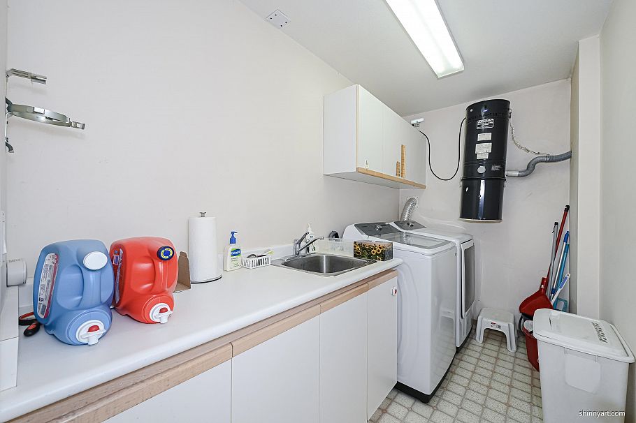 2893 W 20th Avenue Vancouver, BC - 14