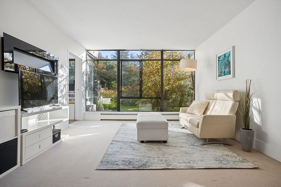 111 2101 Mcmullen Avenue Vancouver, BC - 3