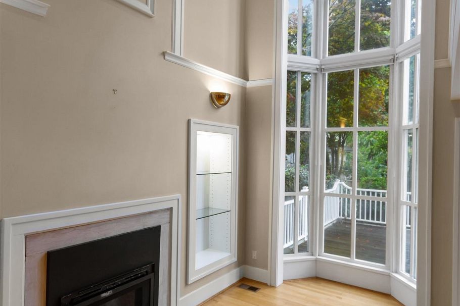 5861 Adera Street Vancouver, BC - 9