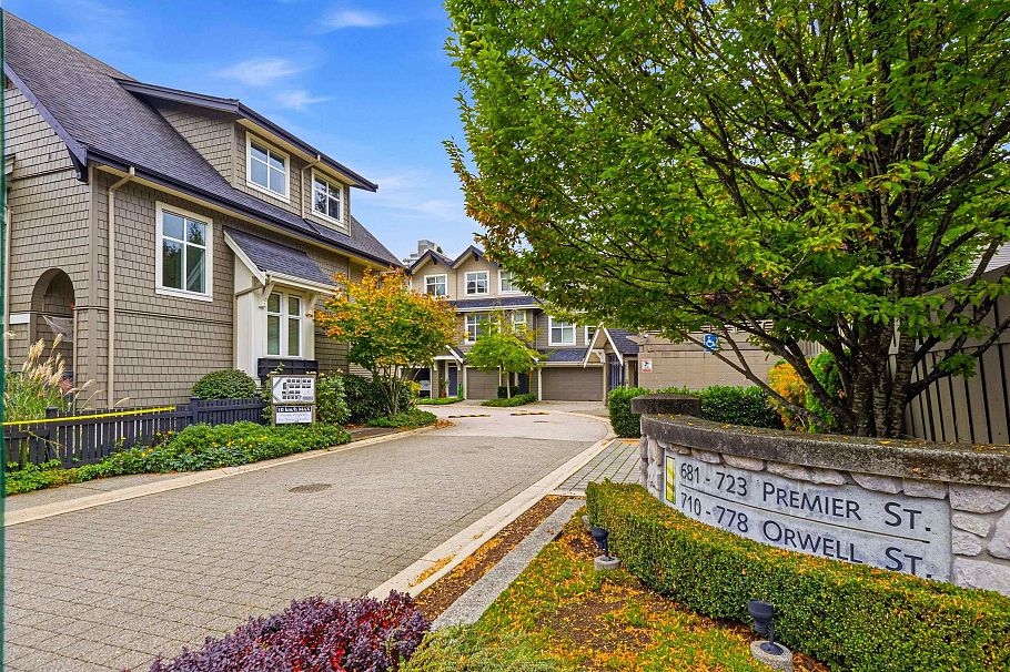 709 Premier Street North Vancouver, BC - 2