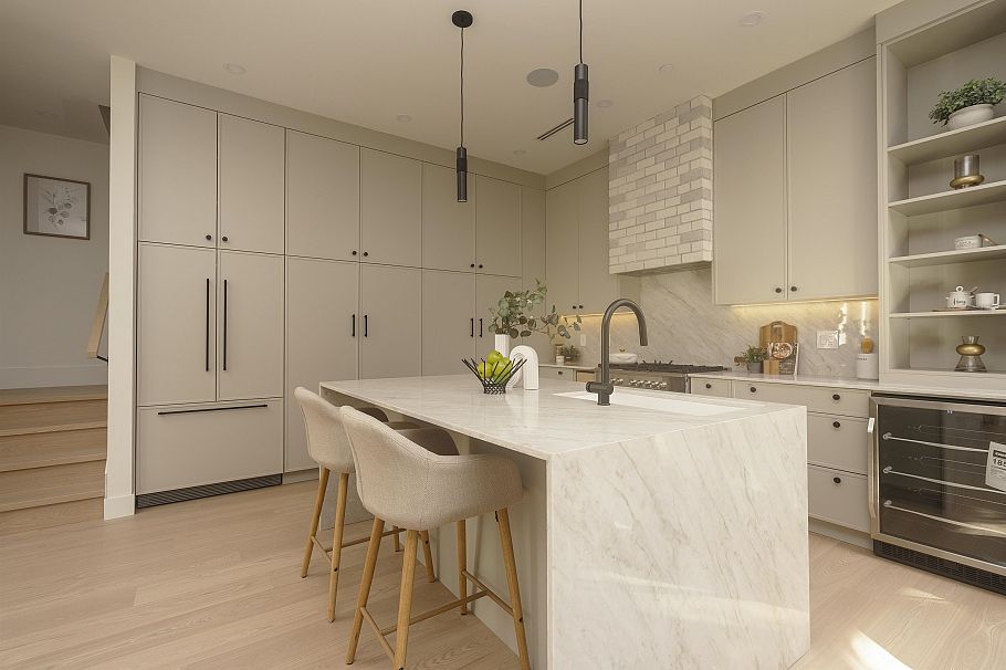 2 1376 E 11th Avenue Vancouver, BC - 9