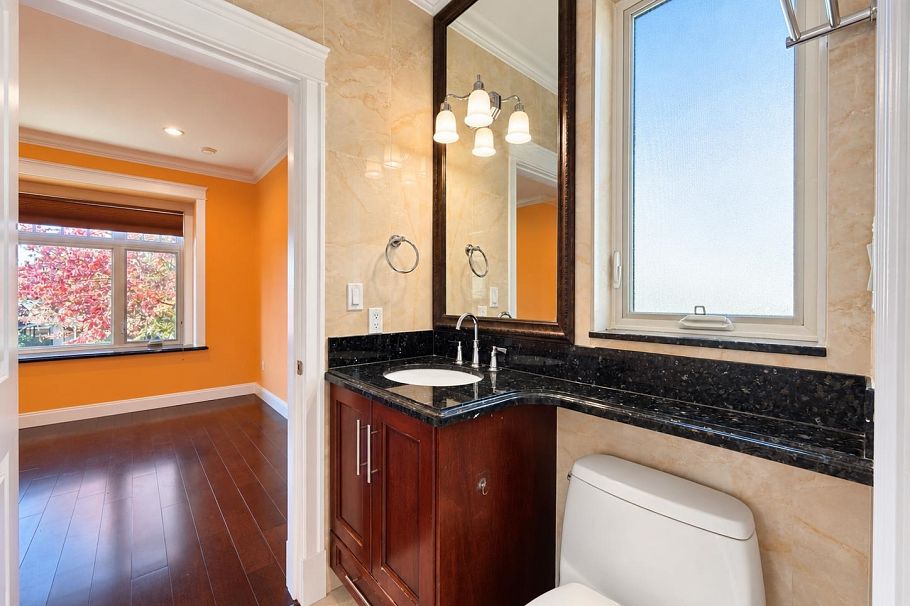 6830 Vivian Street Vancouver, BC - 25
