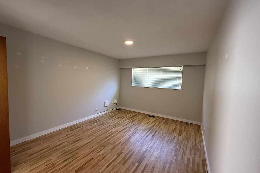 3466 E 2nd Avenue Vancouver, BC - 3