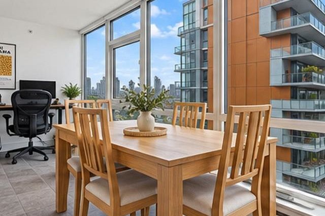 1601 1788 Columbia Street Vancouver, BC - 16
