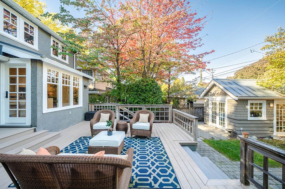 3811 W 26th Avenue Vancouver, BC - 27