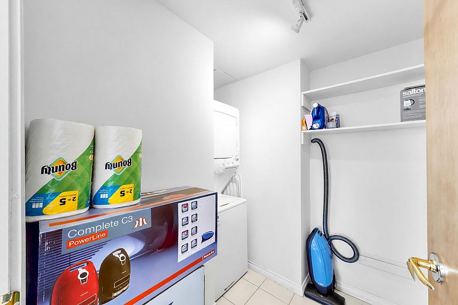 3803 1111 W Pender Street Vancouver, BC - 3