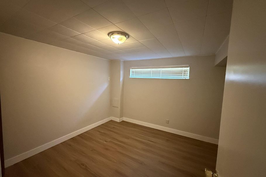 3466 E 2nd Avenue Vancouver, BC - 10