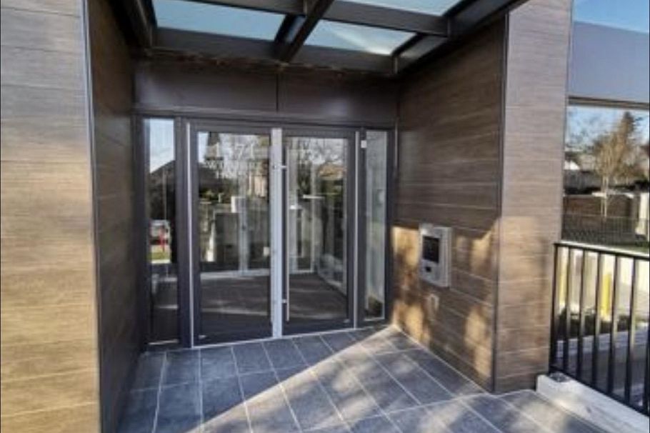 504 1571 W 57th Avenue Vancouver, BC - 1
