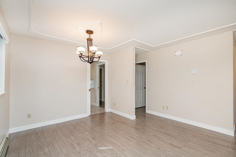 2692 E 46th Avenue Vancouver, BC - 19