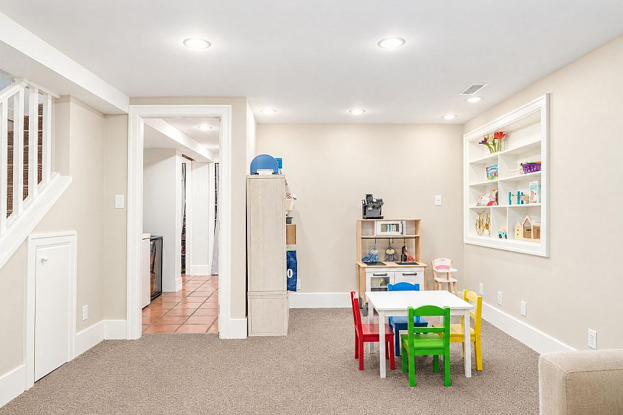 3811 W 26th Avenue Vancouver, BC - 20