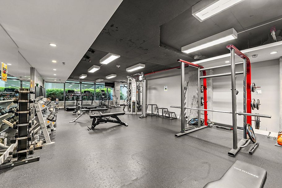 256 250 E 6th Avenue Vancouver, BC - 36