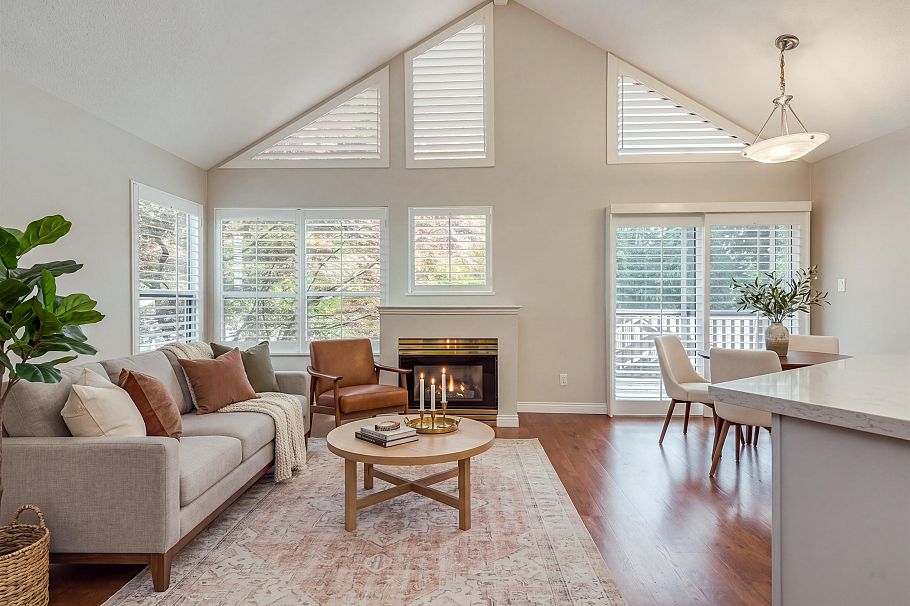 29 4055 Indian River Drive North Vancouver, BC - 1