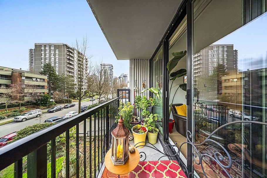 301 1330 Harwood Street Vancouver, BC - 21