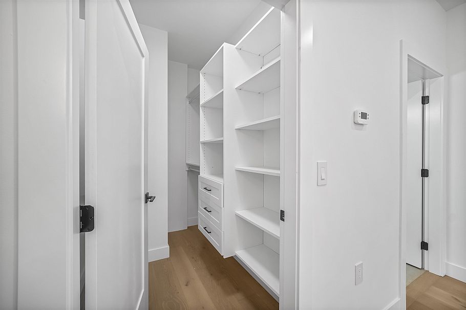2 2710 Kitchener Street Vancouver, BC - 20