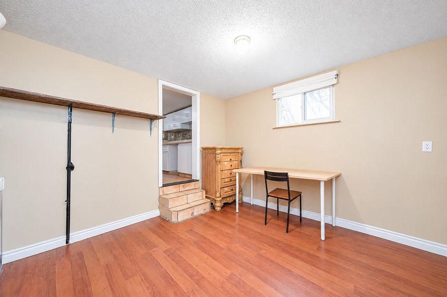 4940 Killarney Street Vancouver, BC - 11