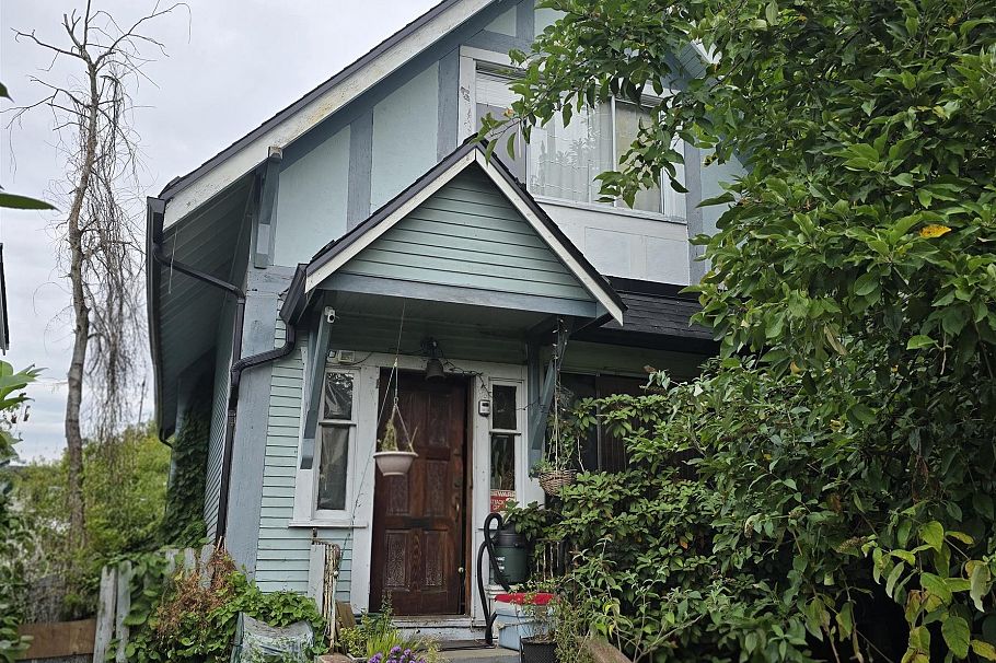 2153 Franklin Street Vancouver, BC - 1